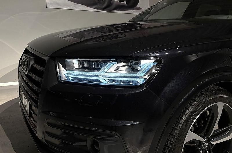 Begagnad Audi Q7 Exclusive 272 HK (200 kW) 2017 Svart SUV