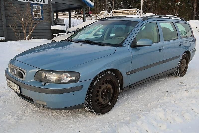 Blå Begagnad 2003 Volvo V70 Business Edition Kombi | 25 500 kr (Superpris) - Bild 1/4