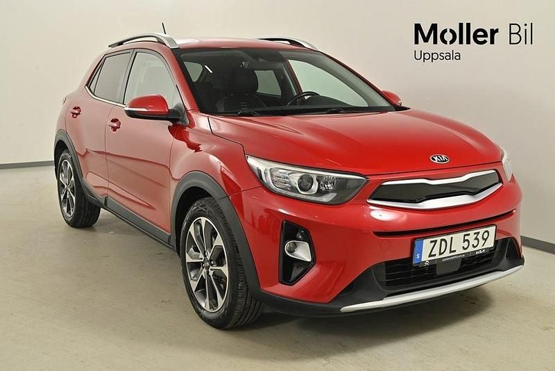 Röd Begagnad 2017 Kia Stonic Advance SUV | 114 900 kr (Marknadspris) - Bild 1/4