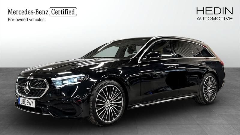 Svart Begagnad 2025 Mercedes E300 AMG Line Premium Kombi | 639 900 kr (Bra pris) - Bild 1/4
