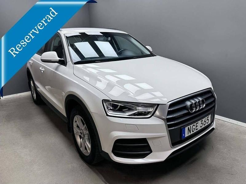 Vit Begagnad 2016 Audi Q3 S-Line SUV | 159 900 kr (Marknadspris) - Bild 1/4