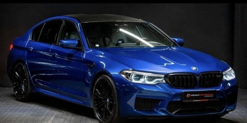 Blå Begagnad 2018 BMW M5 Sedan | 580 000 kr (Marknadspris) - Bild 1/4