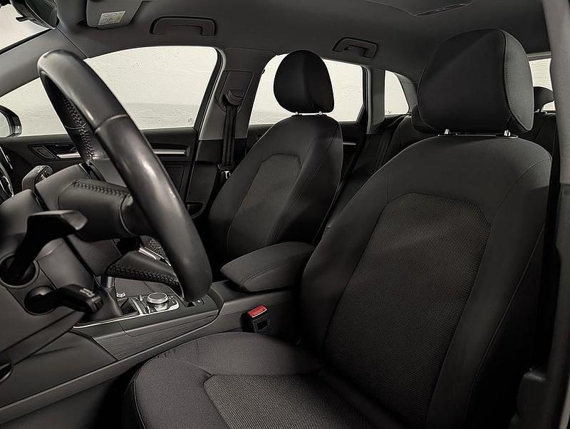 Begagnad Audi A3 Sportback Proline 150 HK (110 kW) 2019 Svart Halvkombi