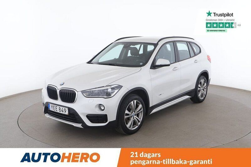 Vit Begagnad 2016 BMW X1 M Sport SUV | 206 000 kr (Bra pris) - Bild 1/4