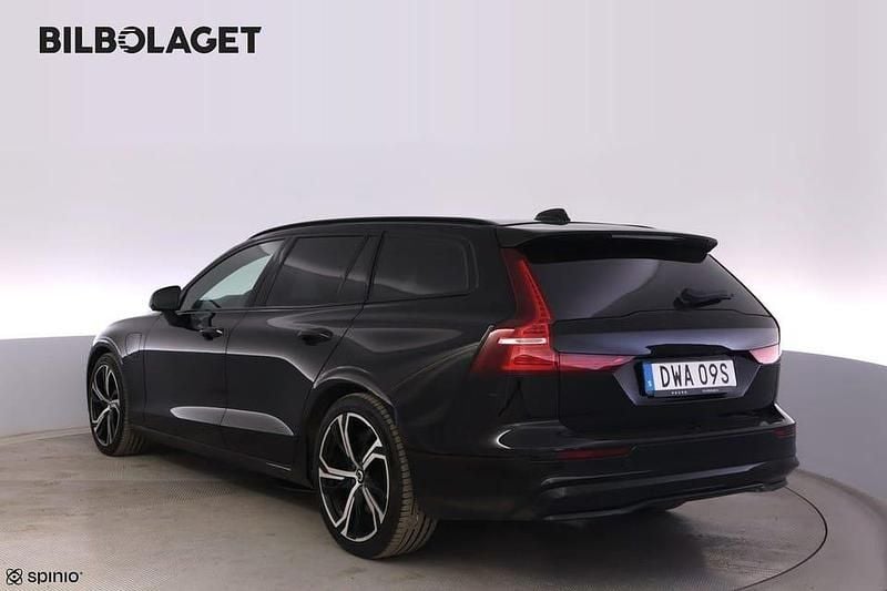 Begagnad Volvo V60 Plus 350 HK (257 kW) 2023 Kombi
