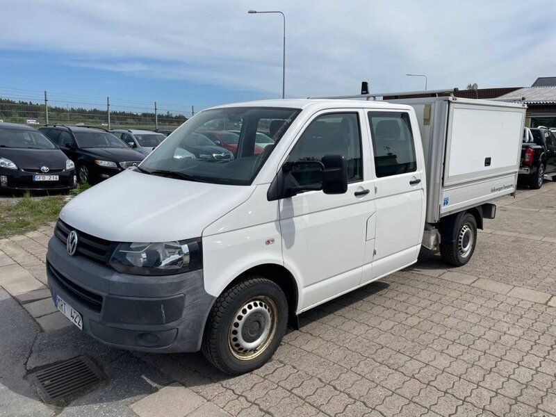 Vit Begagnad 2012 VW T5 Van | 179 900 kr - Bild 1/4