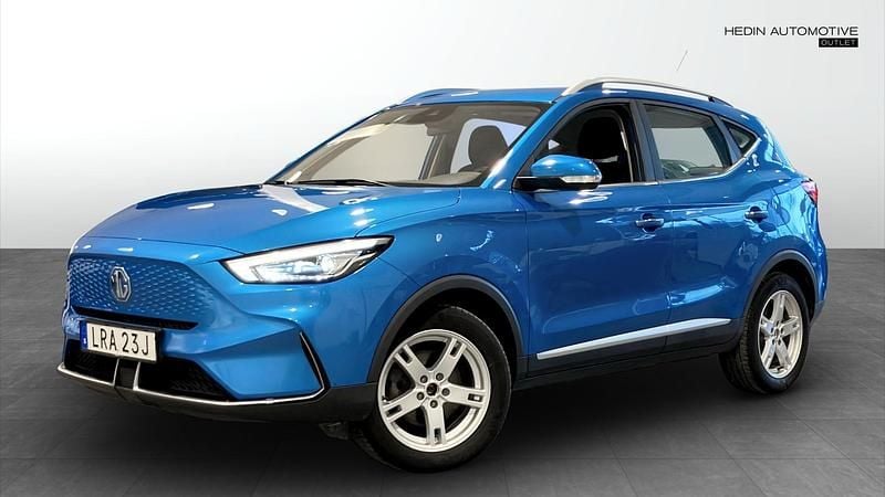 Blå Begagnad 2022 MG ZS Comfort Halvkombi | 217 900 kr (Bra pris) - Bild 1/4