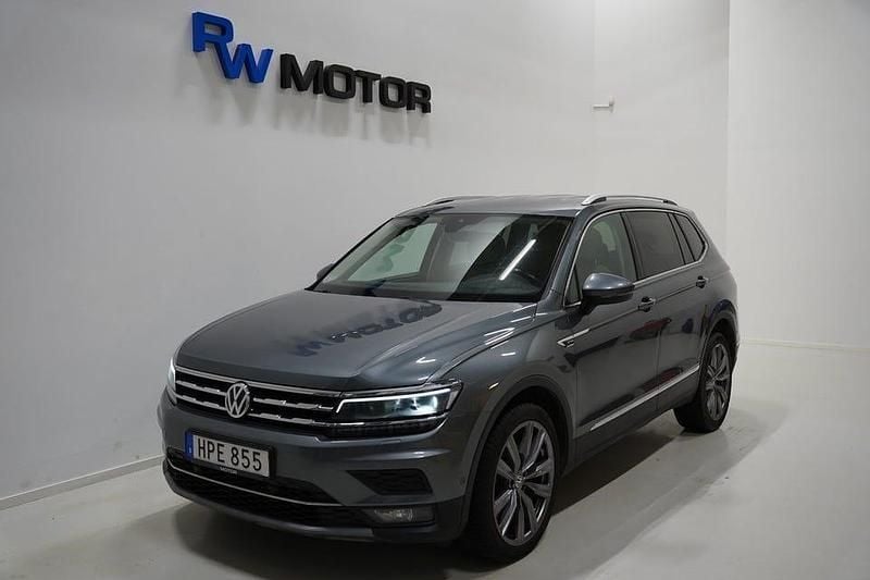 Begagnad VW Tiguan Allspace 190 HK (139 kW) 2017 Mörkgrå SUV
