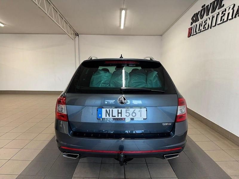 Begagnad Skoda Octavia RS 184 HK (135 kW) 2014 Grå Kombi