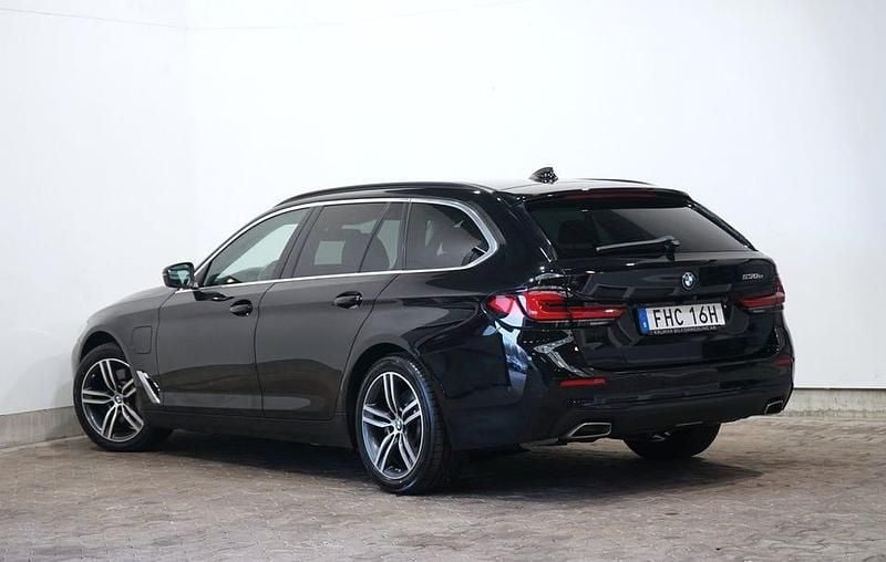 Begagnad BMW 530 M Sport 292 HK (214 kW) 2021 Svart Kombi
