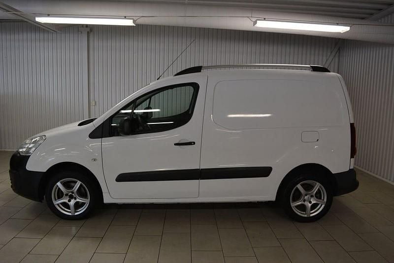 Begagnad Citroën Berlingo 75 HK (55 kW) 2015 Vit Minibuss