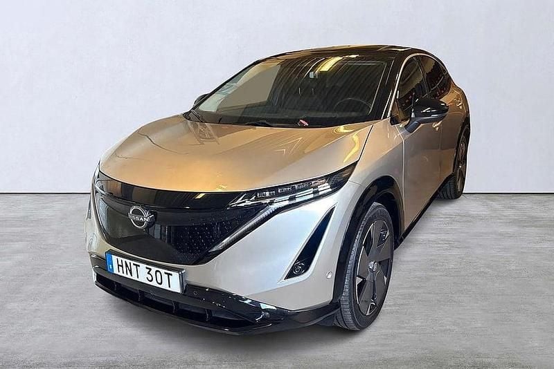 Silver Begagnad 2022 Nissan Ariya SUV | 389 000 kr (Bra pris) - Bild 1/4