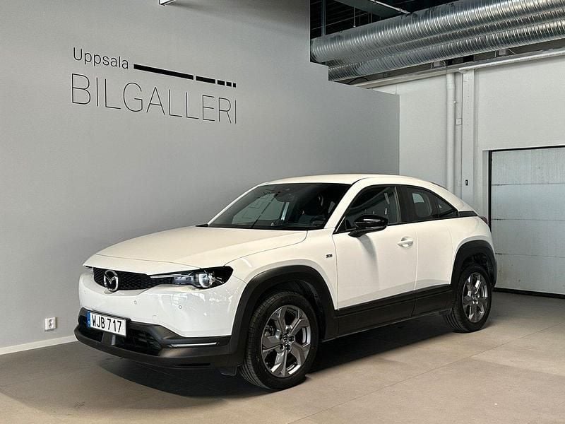 Vit Begagnad 2022 Mazda MX30 SUV | 159 900 kr (Bra pris) - Bild 1/4