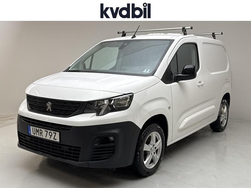Vit Begagnad 2021 Peugeot Partner Minibuss | 165 000 kr (Bra pris) - Bild 1/3