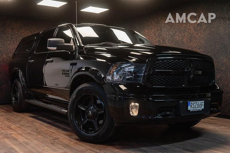 Svart Begagnad 2022 Dodge Ram Pickup | 579 500 kr (Superpris) - Bild 1/4