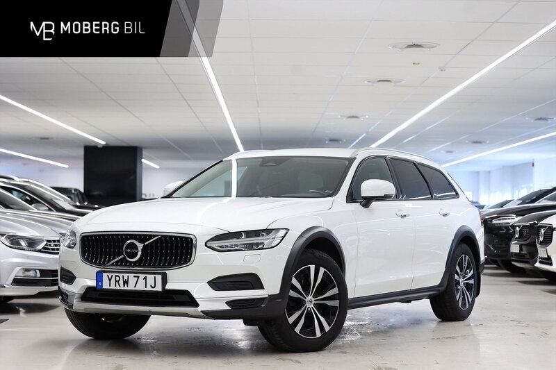Vit Begagnad 2021 Volvo V90 CC Momentum Kombi | 309 900 kr (Marknadspris) - Bild 1/3