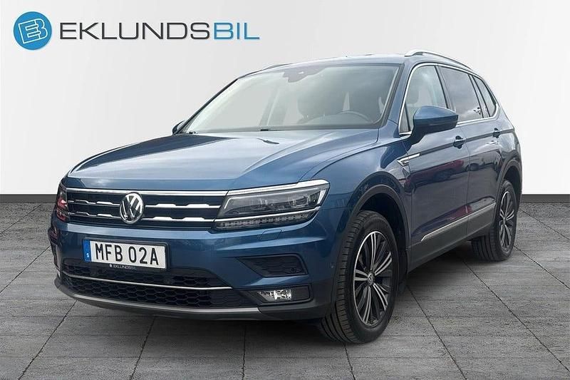 Ljusblå Begagnad 2019 VW Tiguan Allspace GT SUV | 319 900 kr (Marknadspris) - Bild 1/4