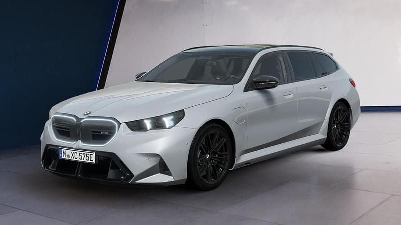 Ny BMW M5 Comfort Edition 2026 Grå Kombi