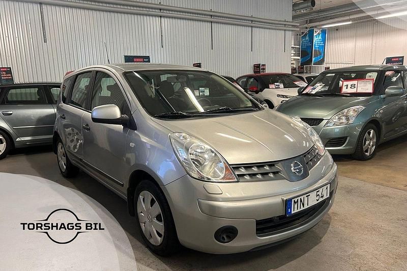Silver Begagnad 2008 Nissan Note Minibuss | 39 900 kr (Marknadspris) - Bild 1/3