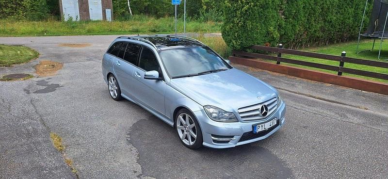 Silver Begagnad 2013 Mercedes C220 Avantgarde Kombi | 109 000 kr (Marknadspris) - Bild 1/4
