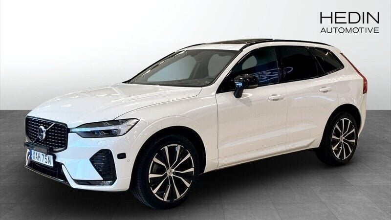 Vit (white) Begagnad 2023 Volvo XC60 SUV | 529 900 kr (Marknadspris) - Bild 1/4