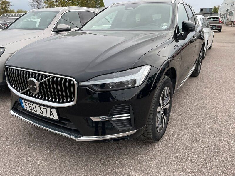 Svart Begagnad 2023 Volvo XC60 Inscription SUV | 419 000 kr (Bra pris) - Bild 1/2