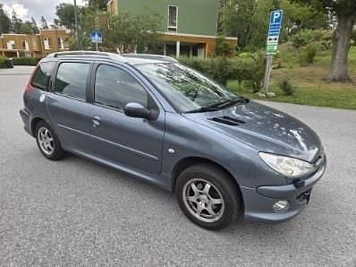 Grå Begagnad 2006 Peugeot 206 Kombi | 9 500 kr (Bra pris) - Bild 1/4