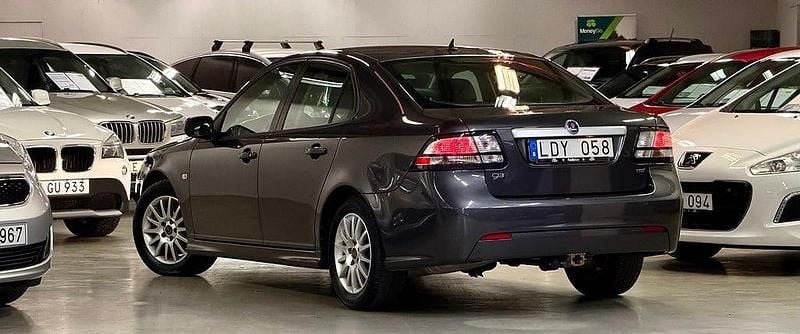 Begagnad Saab 9-3 Linear 160 HK (117 kW) 2010 Grå Sedan