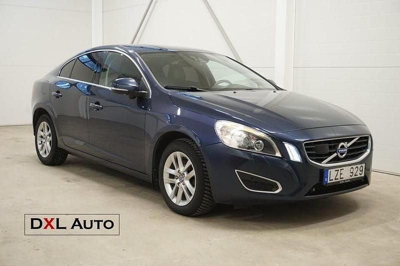 Blå Begagnad 2012 Volvo S60 Summum Sedan | 78 900 kr (Bra pris) - Bild 1/4