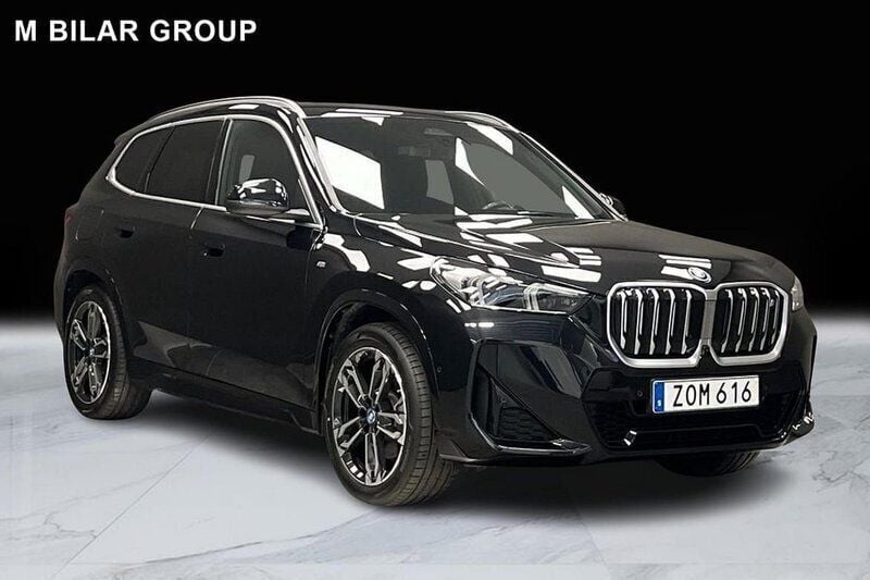 Svart Begagnad 2023 BMW iX1 M Sport SUV | 575 900 kr (Lite dyr) - Bild 1/4