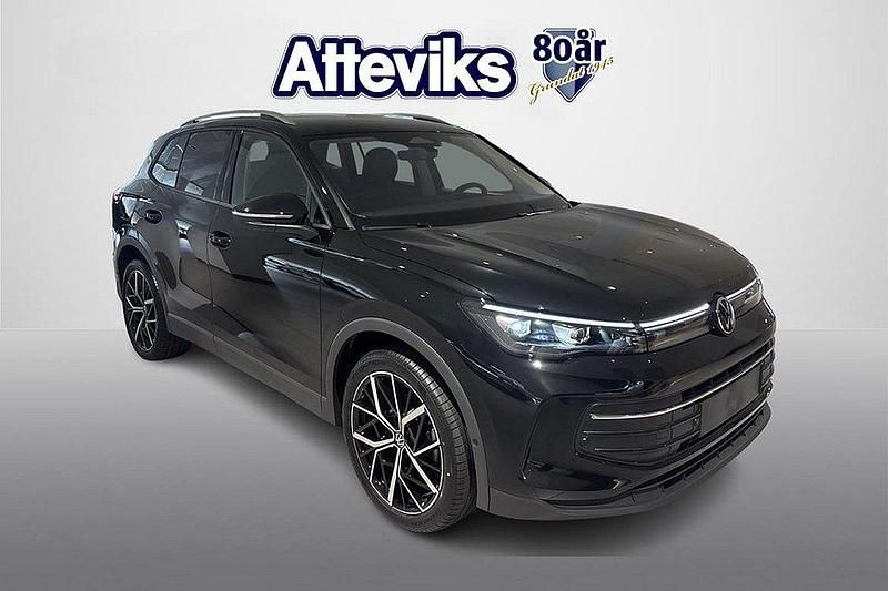 Svart Ny 2025 VW Tiguan Life SUV | 462 800 kr (Lite dyr) - Bild 1/4
