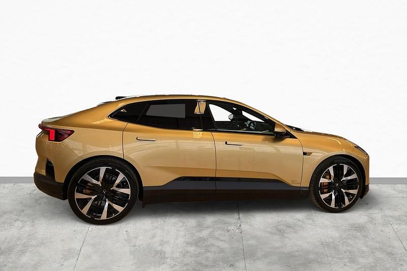 Begagnad Polestar 4 Long Range Dual motor 400 kW (544 HK) 2024 Gul SUV