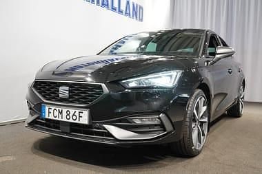Svart Begagnad 2021 Seat Leon FR Halvkombi | 259 900 kr (Lite dyr) - Bild 1/4