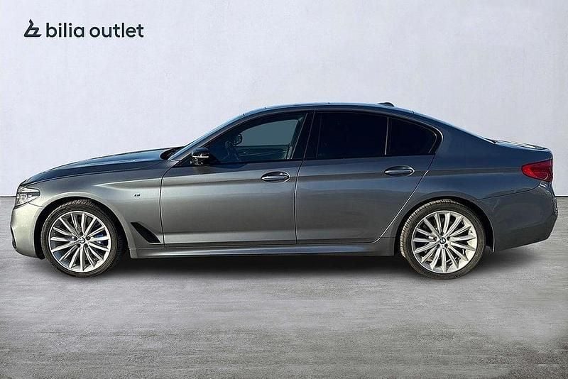 Begagnad BMW 540 M Sport 320 HK (235 kW) 2018 Blå Sedan