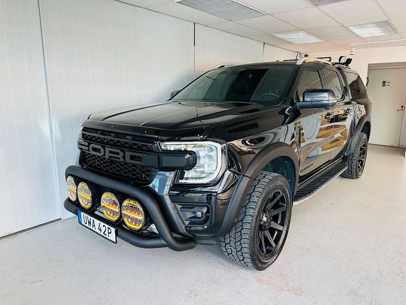 Svart Begagnad 2024 Ford Ranger Wildtrack Pickup | 659 900 kr - Bild 1/4