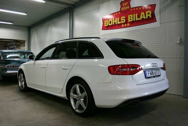 Begagnad Audi A4 Sport 191 HK (140 kW) 2015 Vit Kombi