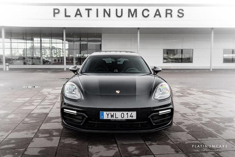 Begagnad Porsche Panamera Sport Turismo 460 HK (338 kW) 2018 Grå Kombi