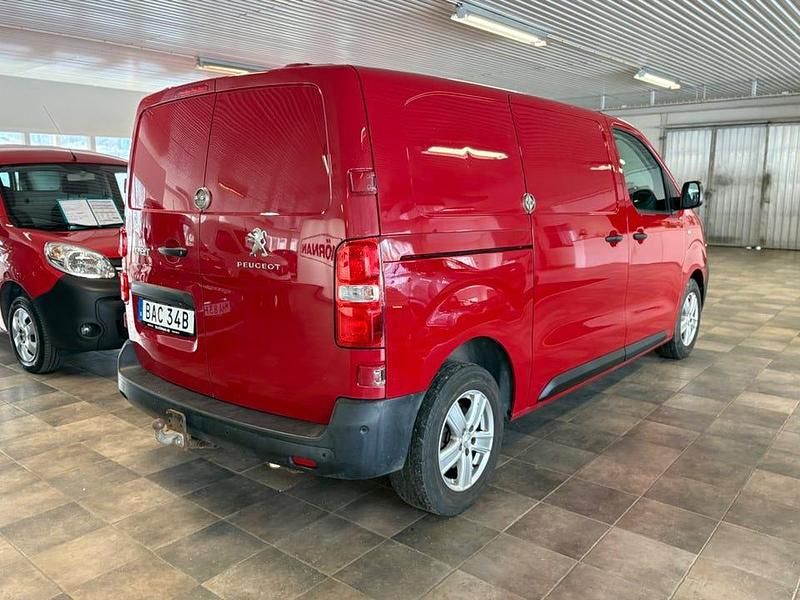 Begagnad Peugeot Expert 122 HK (89 kW) 2020 Röd Van