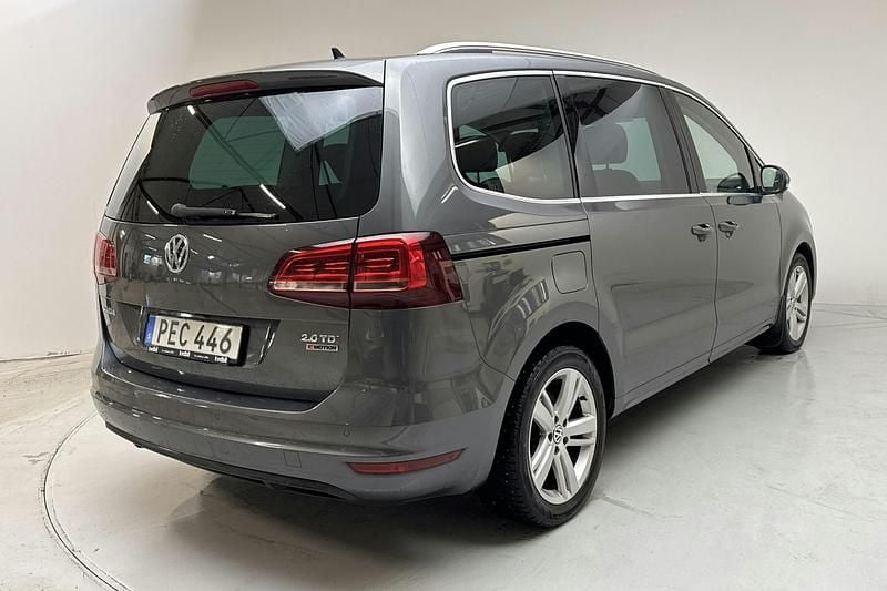 Begagnad VW Sharan GT 184 HK (135 kW) 2017 Mörkgrå Minibuss