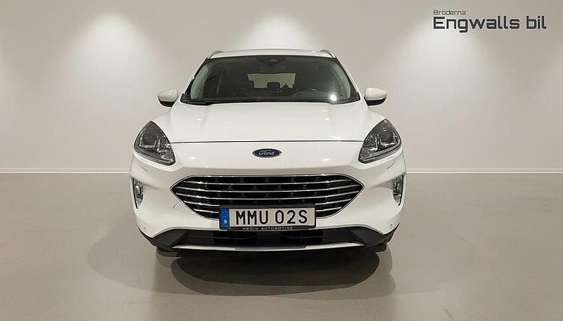 Begagnad Ford Kuga 224 HK (164 kW) 2022 Vit SUV