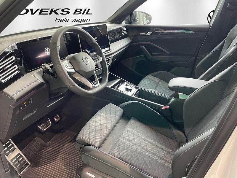 Ny VW Tiguan R-line 194 HK (142 kW) 2025 Vit (pure white) SUV