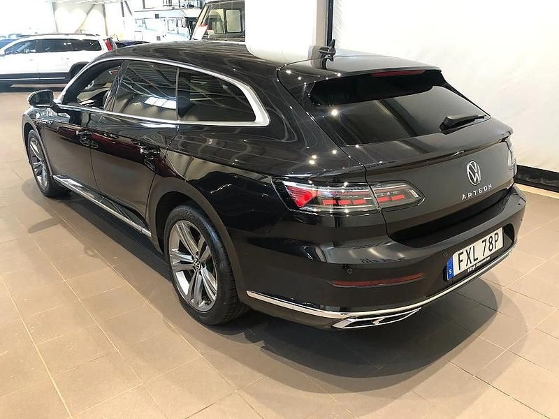 Begagnad VW Arteon R-line 218 HK (160 kW) 2022 Svart Kombi