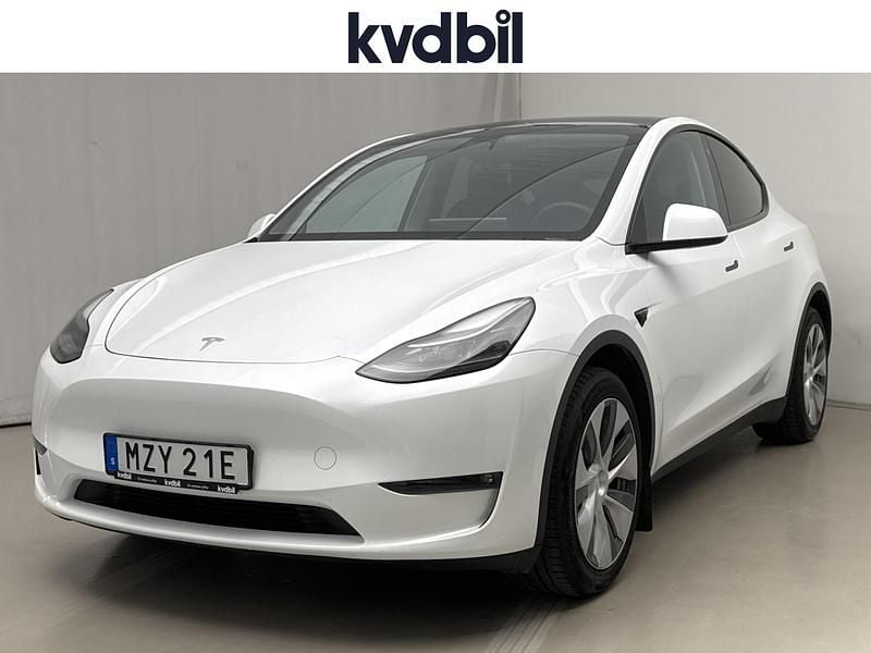 Vit Begagnad 2023 Tesla Model Y Long Range AWD SUV | 409 000 kr (Marknadspris) - Bild 1/3