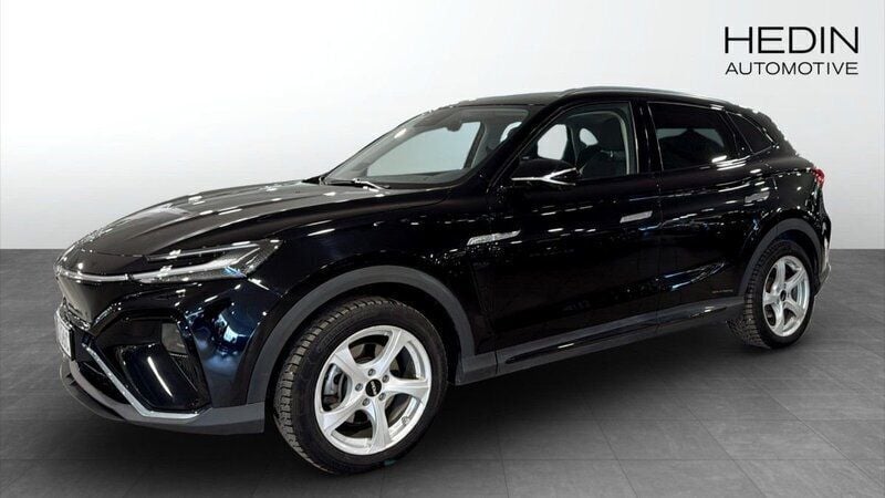 Svart (black) Begagnad 2022 MG Marvel R Performance SUV | 299 900 kr (Superpris) - Bild 1/4