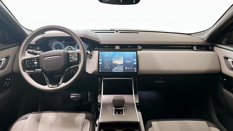 Begagnad Land Rover Range Rover Velar SE Dynamic 404 HK (297 kW) 2025 Svart SUV