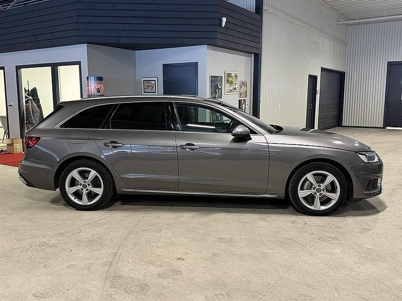 Begagnad Audi A4 190 HK (139 kW) 2019 Grå Kombi