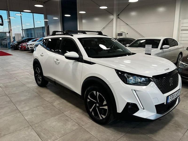 Vit Begagnad 2021 Peugeot 2008 SUV | 109 900 kr (Bra pris) - Bild 1/4