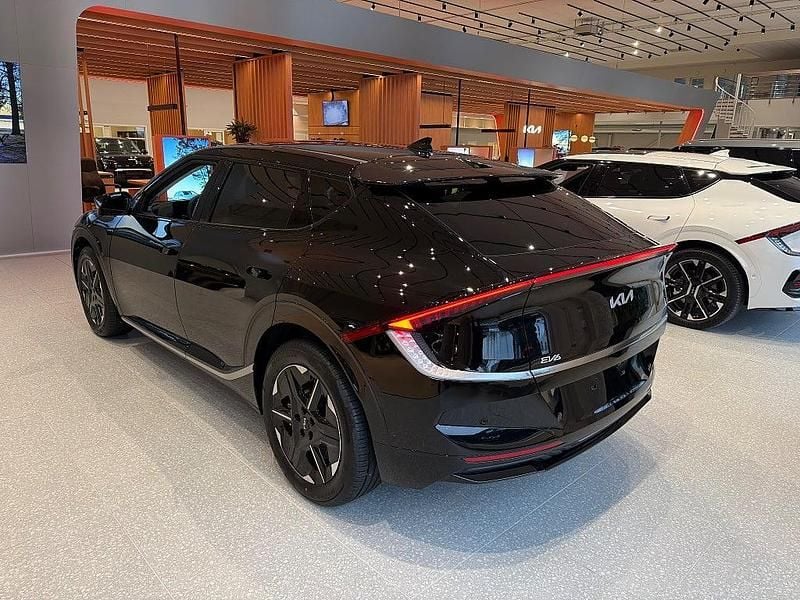 Ny Kia EV6 Plus 239 kW (325 HK) 2025 Svart SUV