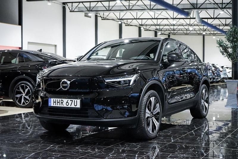Svart Begagnad 2022 Volvo C40 Plus SUV | 360 000 kr (Bra pris) - Bild 1/4