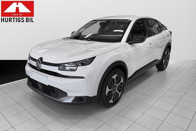 Vit Ny 2025 Citroën C4 PureTech Halvkombi | 269 500 kr (Marknadspris) - Bild 1/4